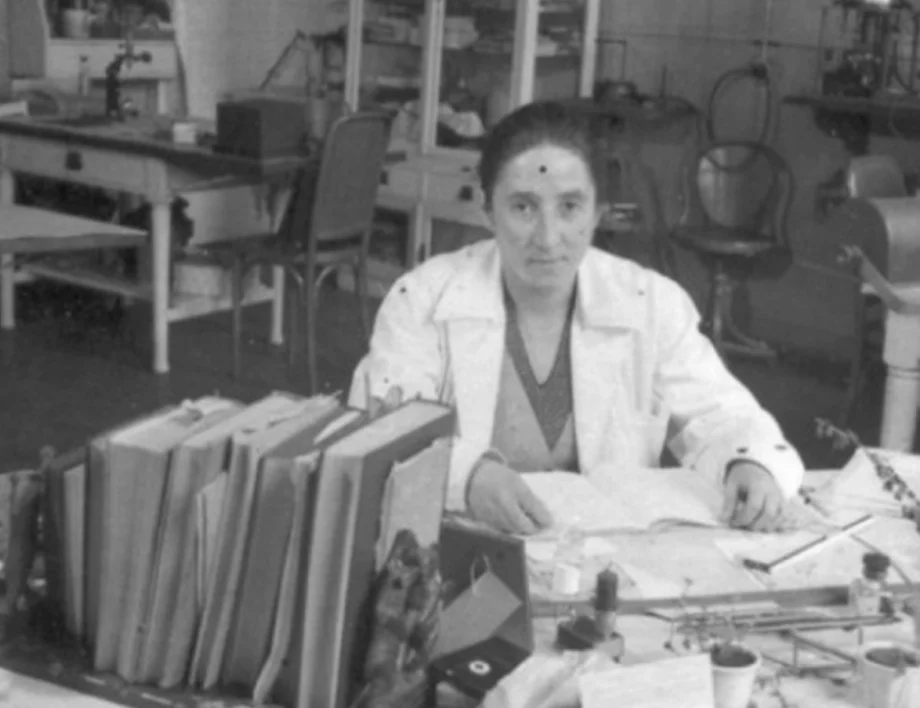 На крачка от Нобелова награда: Българката, която лекува безплатно бедните, но умира без да получи признание у нас