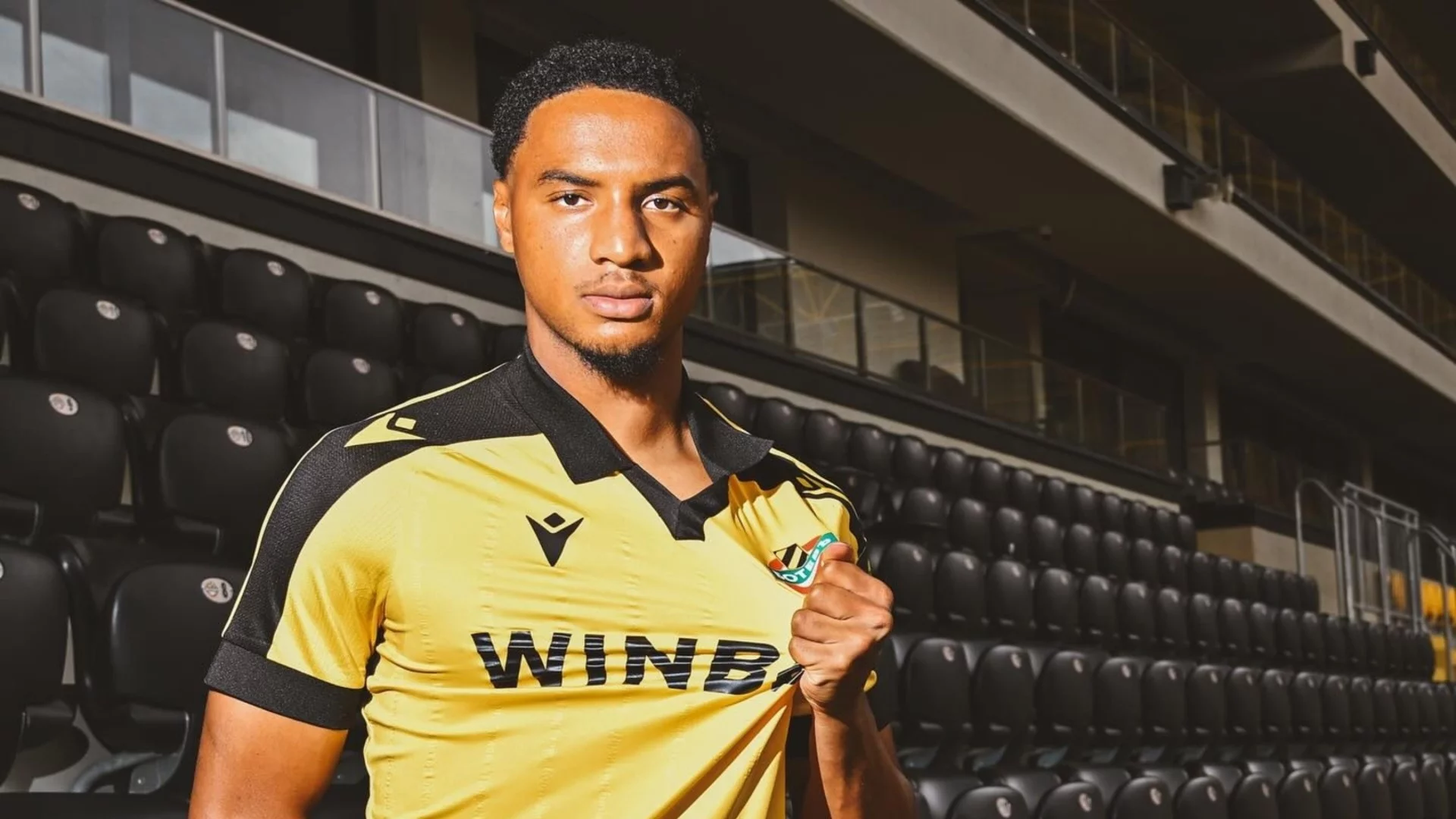 Левски платил на Ботев откупната клауза на Око-Флекс, но "канарчетата" отказват да признаят плащането