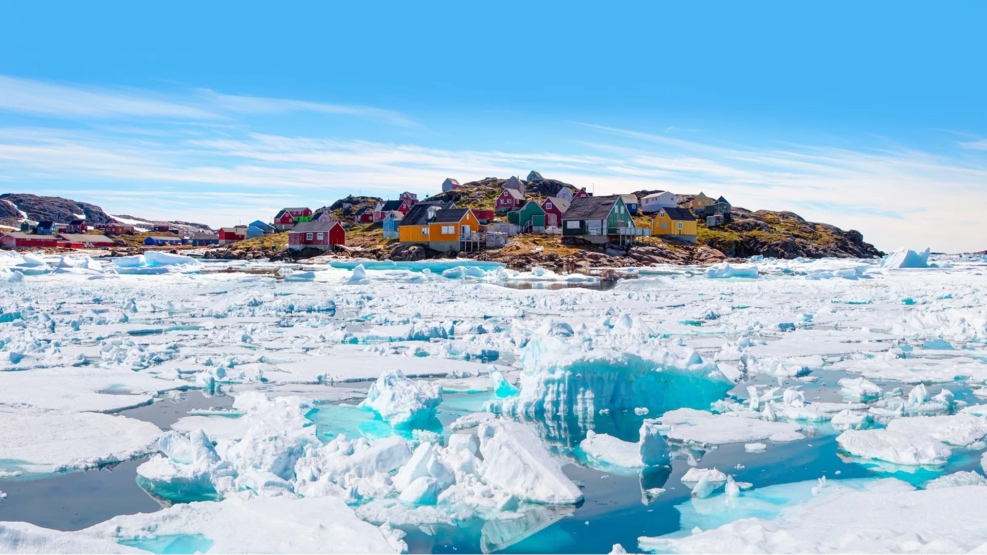 И Франция изпраща военни в Гренландия