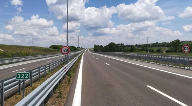 България изостава от Румъния в пътното строителство