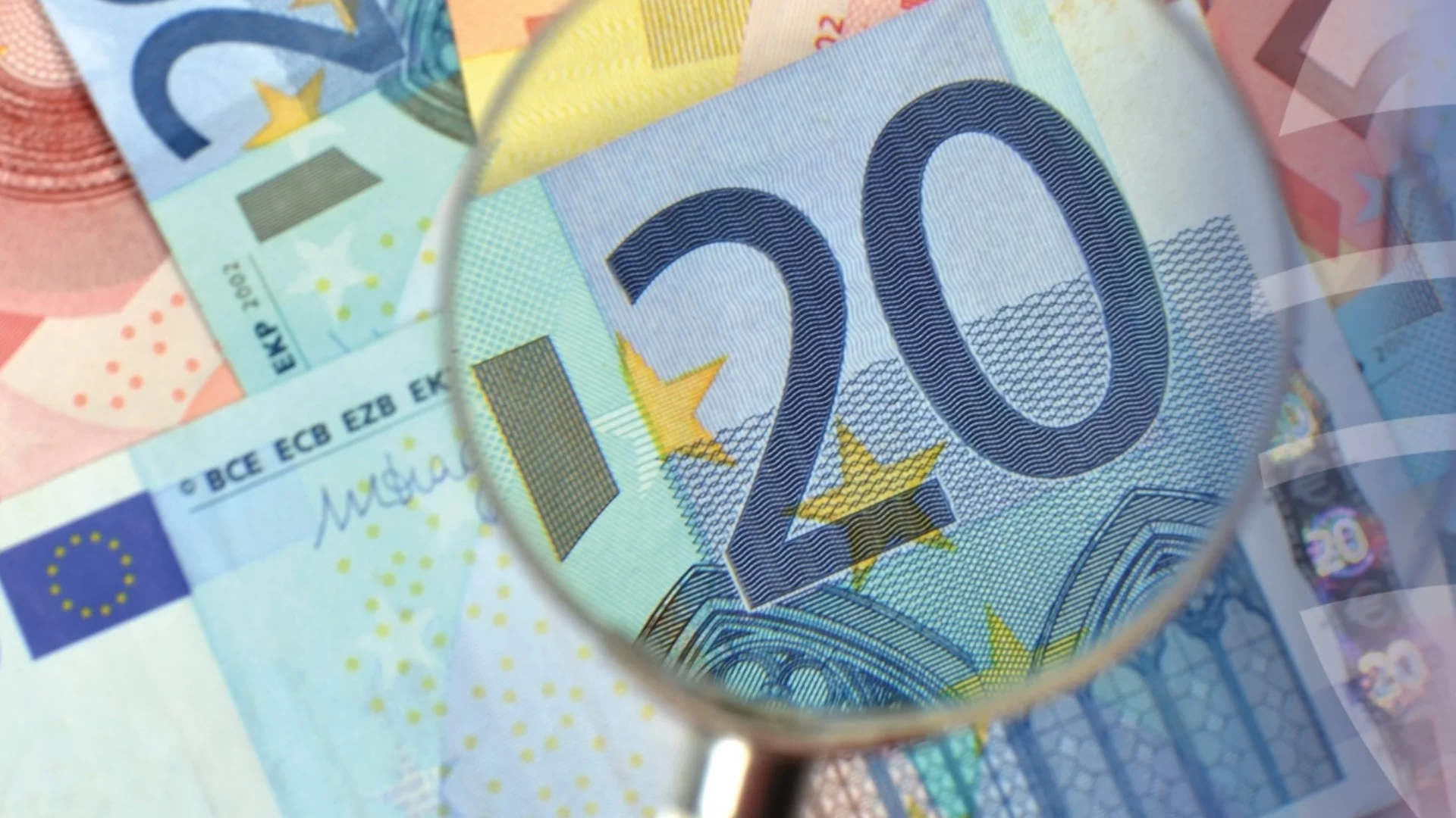 Държавата за паниката за еврото: Не се преобърна каруцата