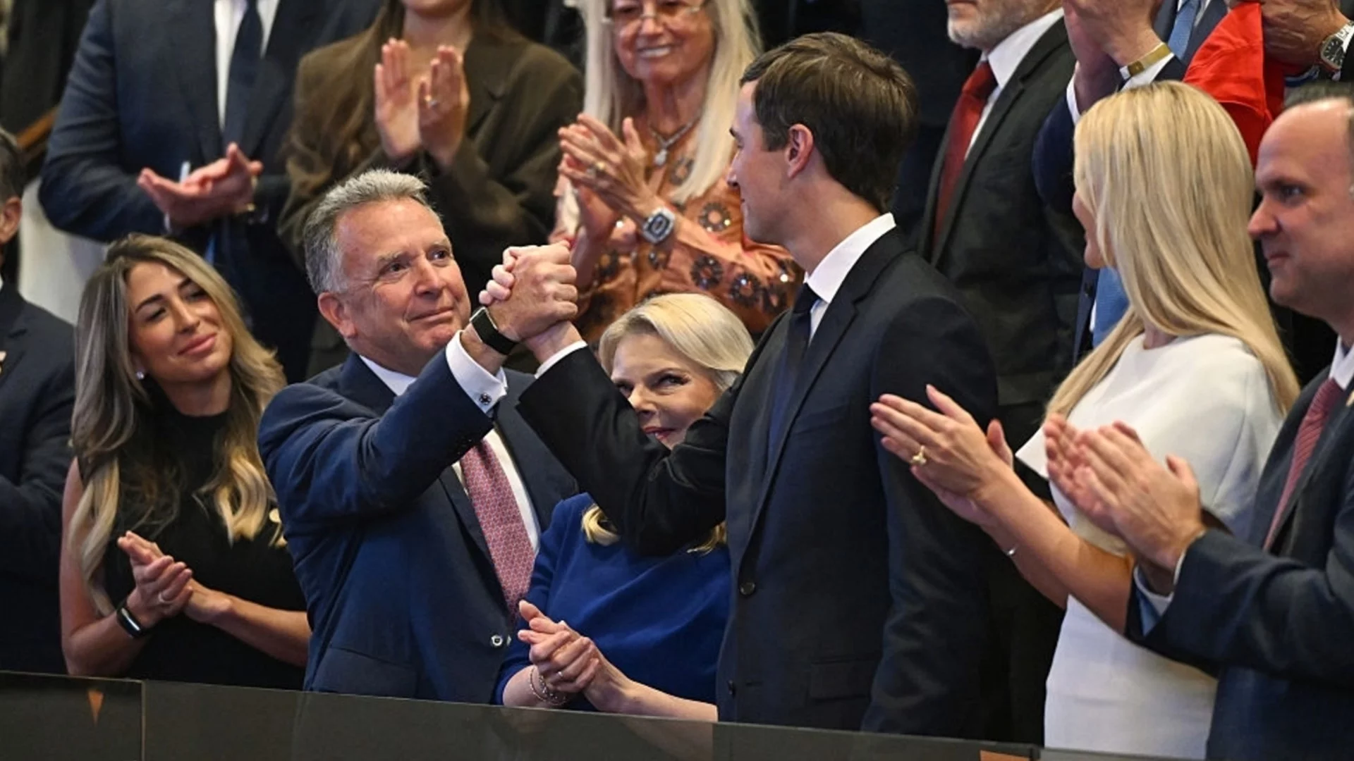 "Разочарован" от Путин, Тръмп пак праща двете си остриета в Москва