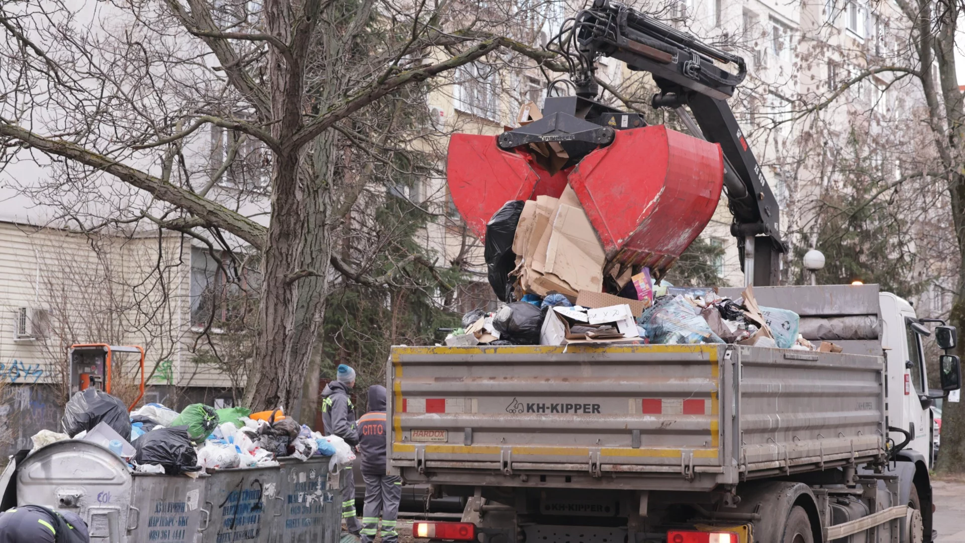 Сериозно количество отпадъци са почистени от "Слатина" и "Подуяне"