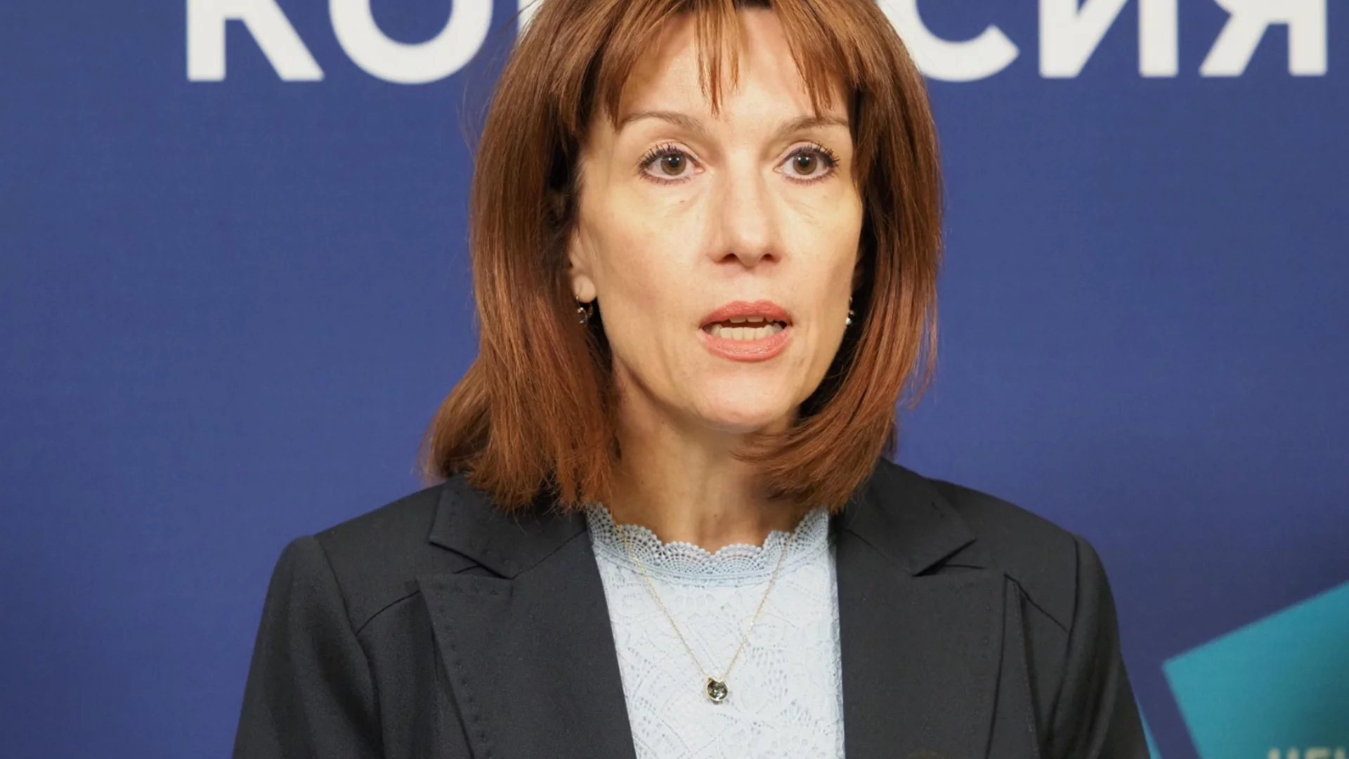 Могат ли да бъдат хакнати машините: ЦИК няма да даде на никой да се опита