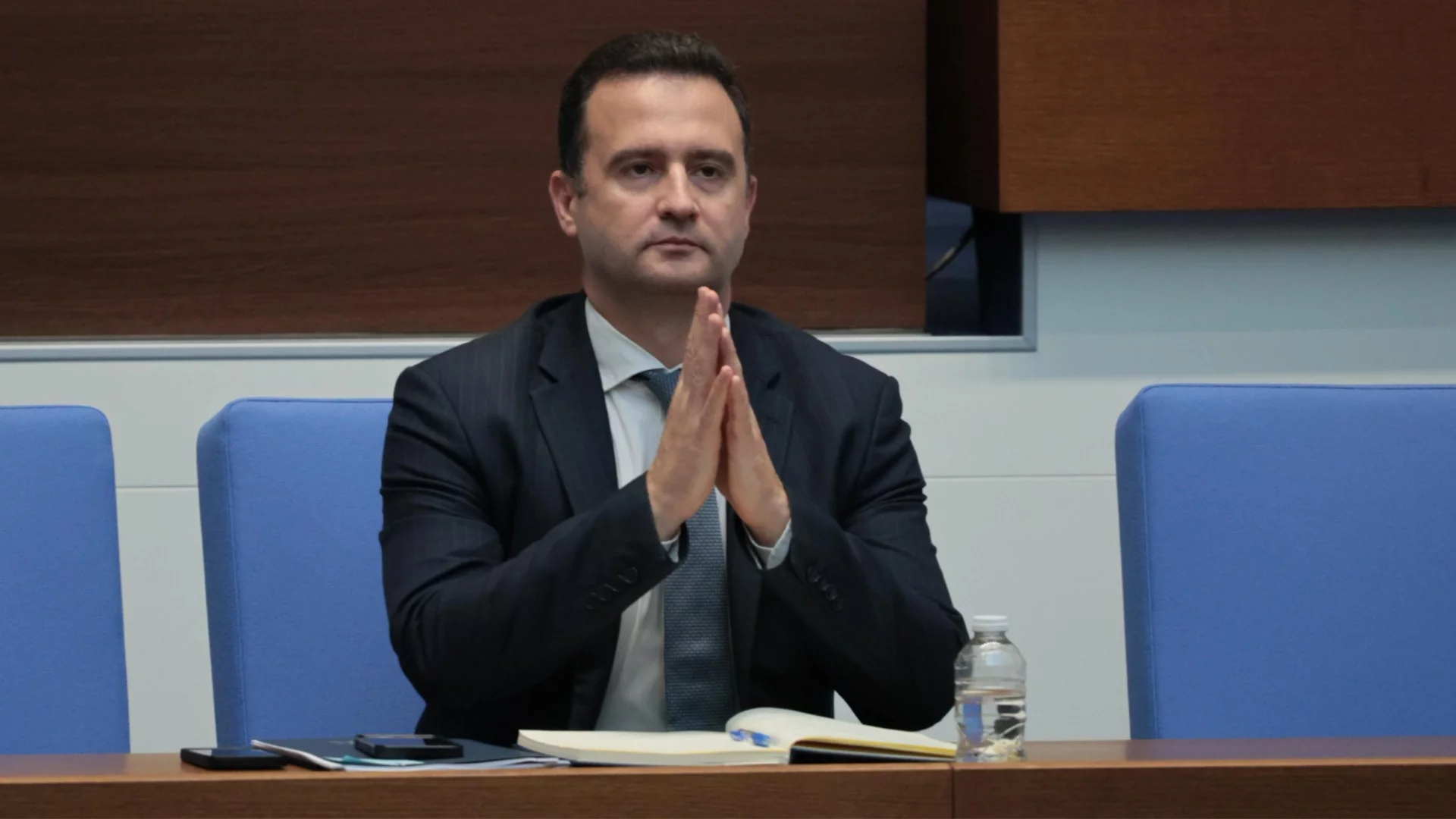 България е с една от най-ниските цени на тока в цяла Европа, твърди енергийният министър