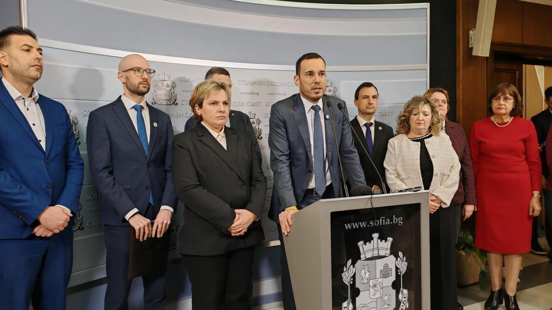 "Ще се справим": Терзиев не каза кога, но отчете напредък с кризата с боклука