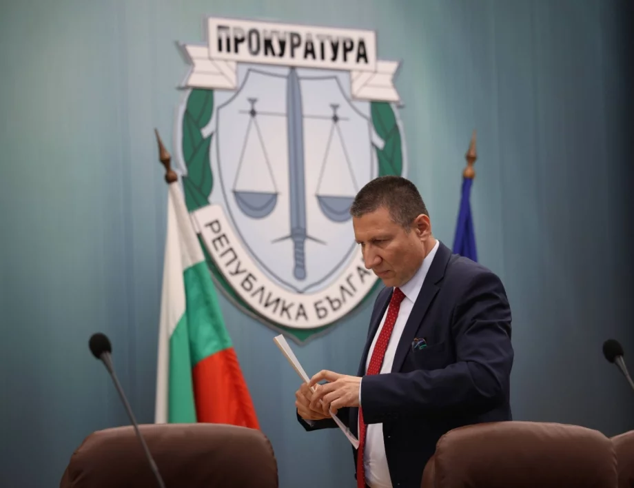 Прокуратурата не струва нищо в борбата с корупцията: ГЕРБ вече де факто го признава и в закон