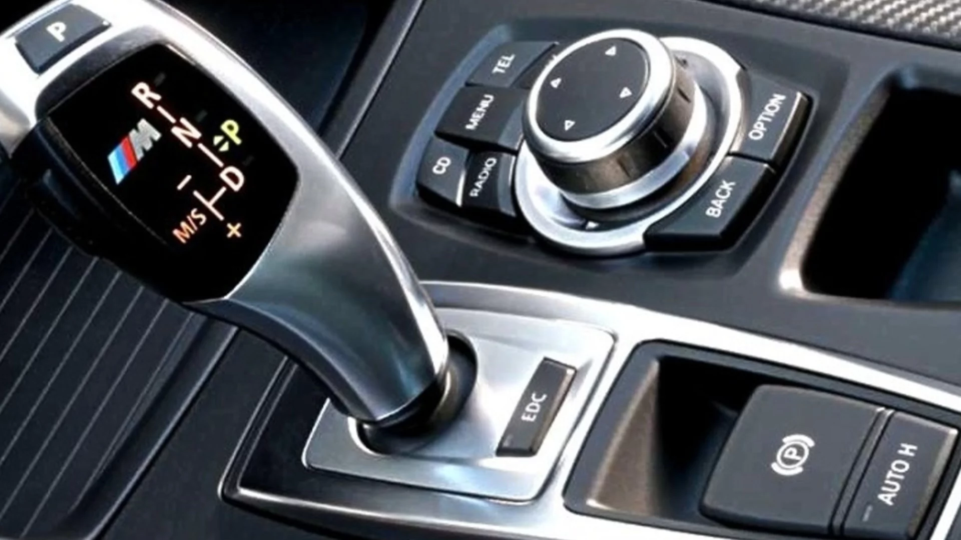 Ръчна или автоматична скоростна кутия: Кой е по-добрият вариант при покупка на кола втора употреба?