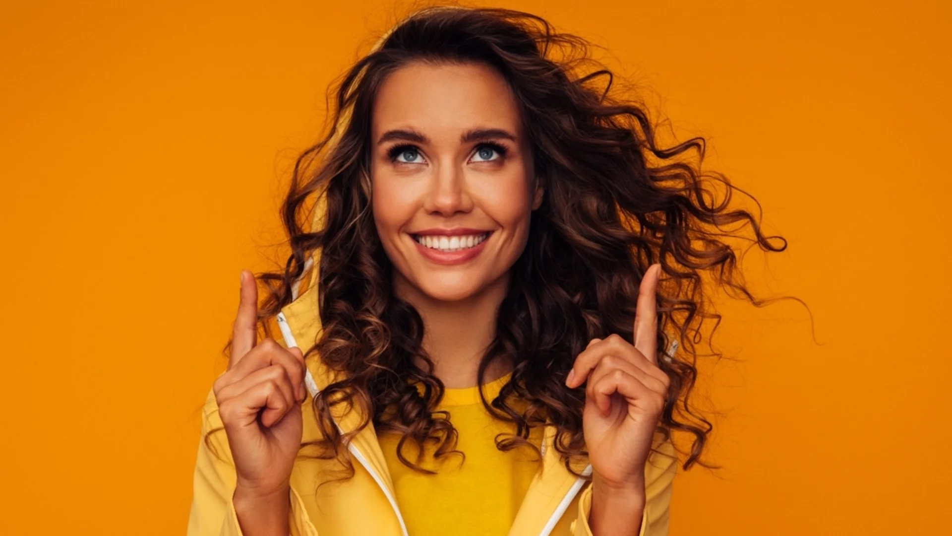 В неделя: Не от небето, а направо от луната ще валят пари за Близнаци, Риби + още 2 зодии