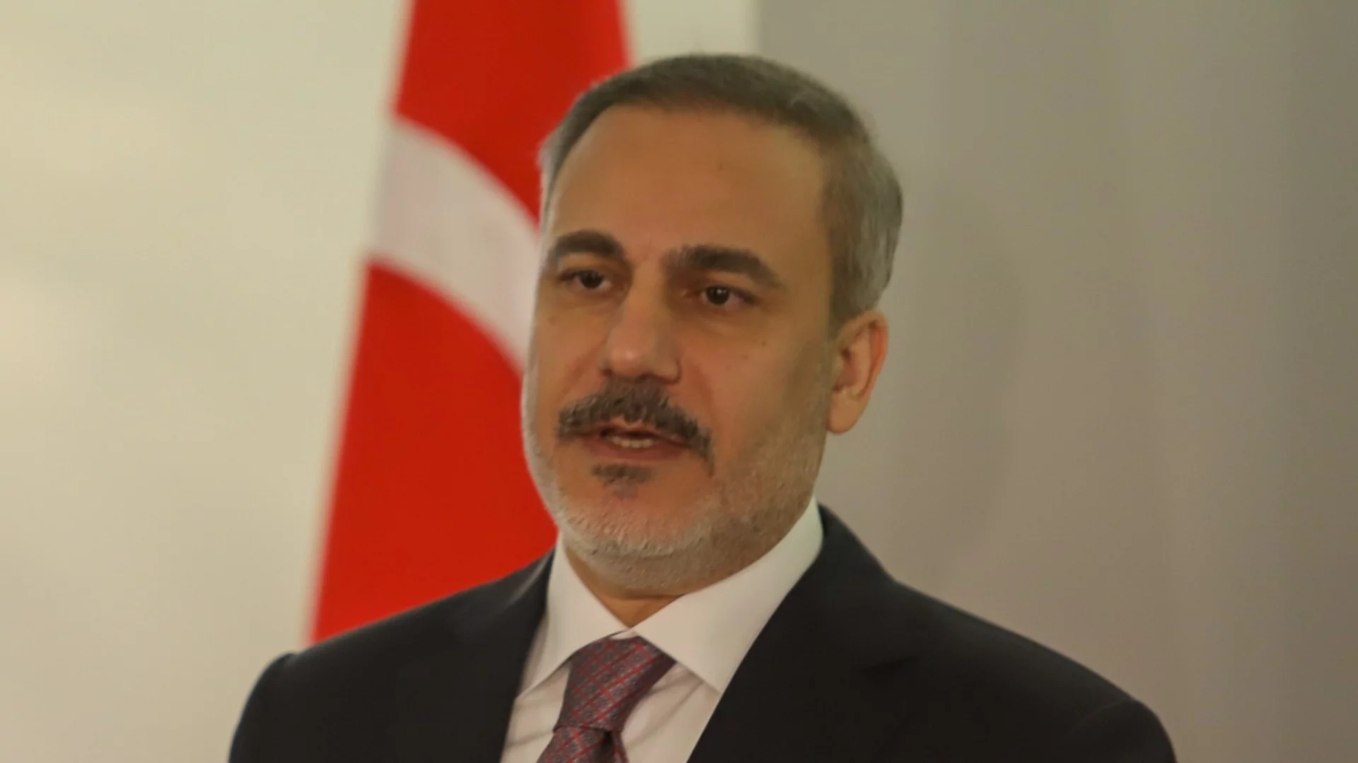 Турският външен министър пред гръцко издание: С Гърция имаме историческа възможност