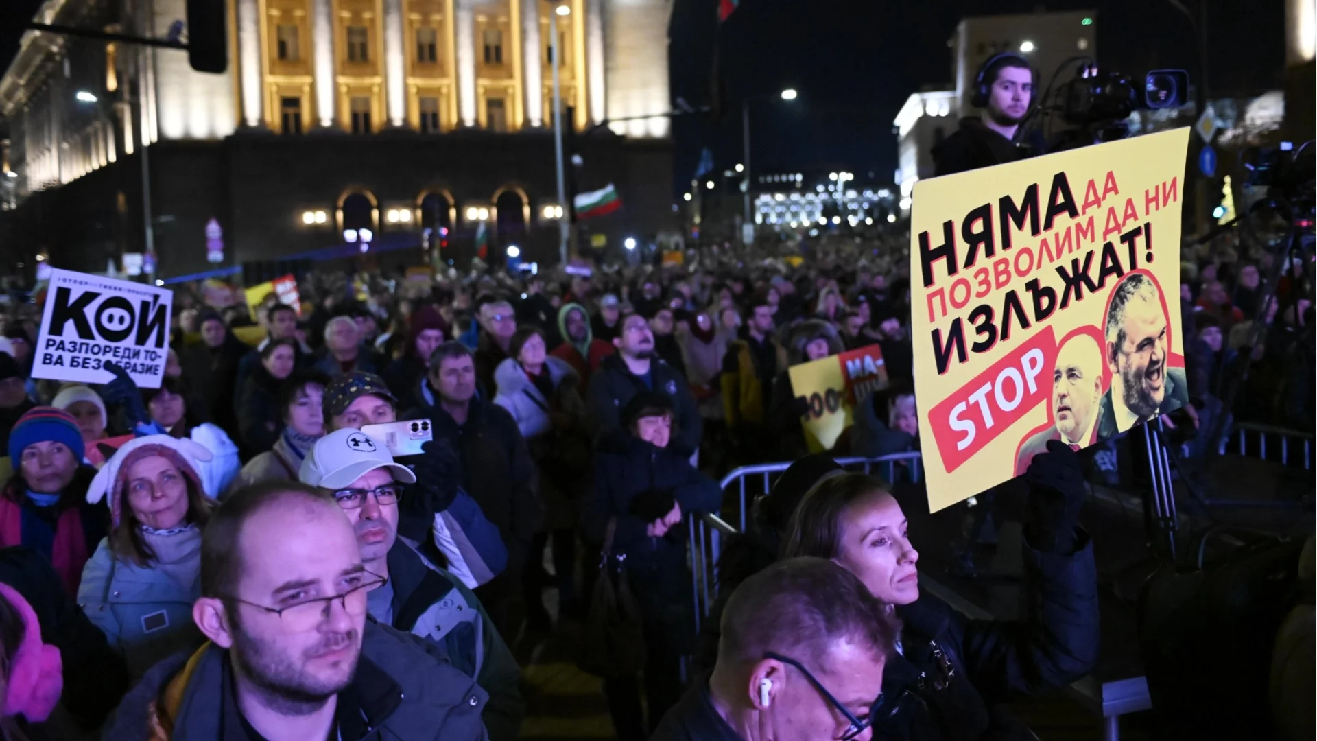 Записки от правна комисия: Как съдия се хвана за главата, докато гледа невалидни бюлетини, но ние си говорим за автомати