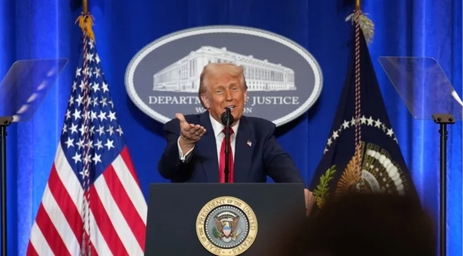 Тръмп плаши с мита страните, които са срещу амбициите му да анексира Гренландия