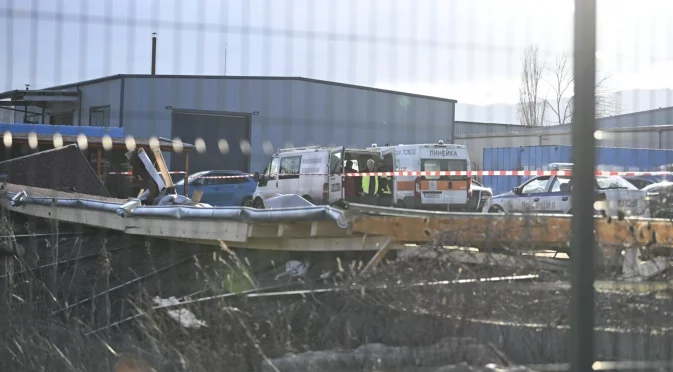 Прокуратурата следи разследването на смъртта на мъжа при срутването на навес в София