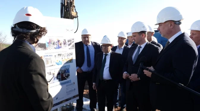 България купува машина за добив на редкоземни елементи