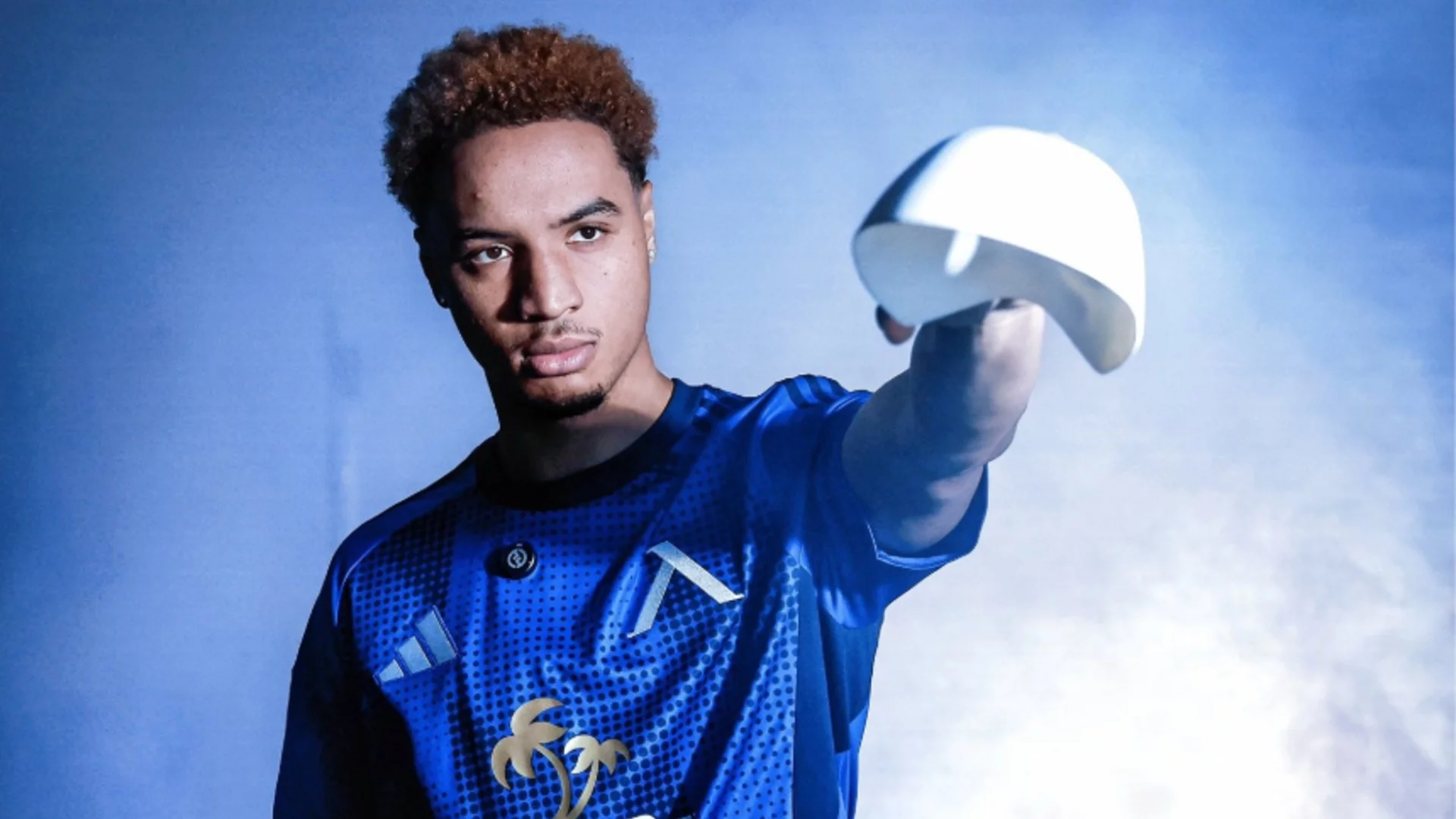 Левски сипа сол в раната: показа нагледно как „краде“ Око-Флекс от Пловдив (ВИДЕО)