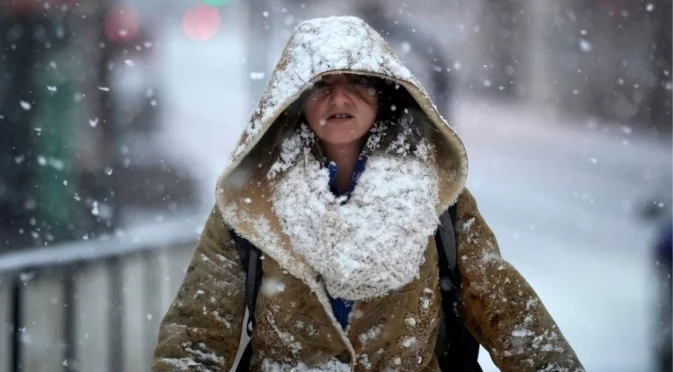 "Дамите заприличват на пингвини": Проф. Георги Рачев с прогноза за ледени дни
