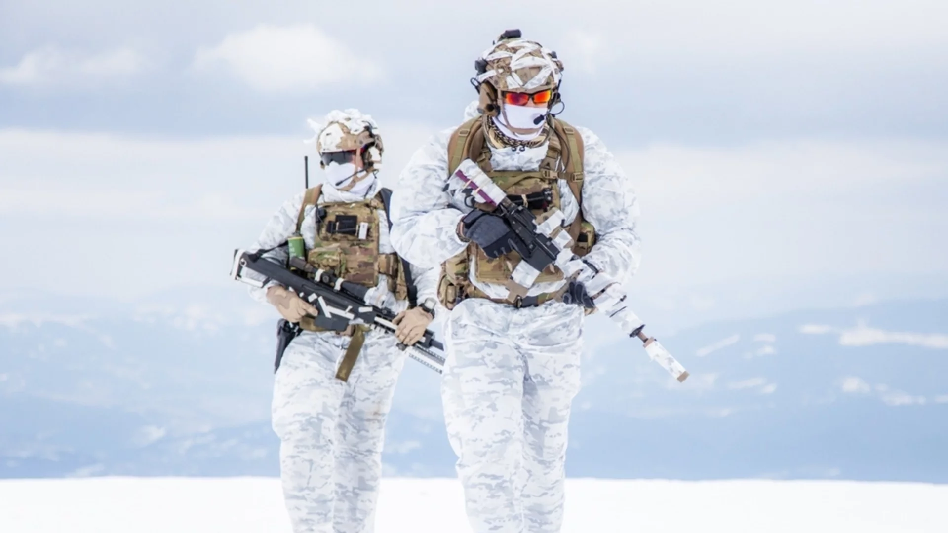 Звучи като начало на виц: Италия осмя изпратените в Гренландия съюзнически войски