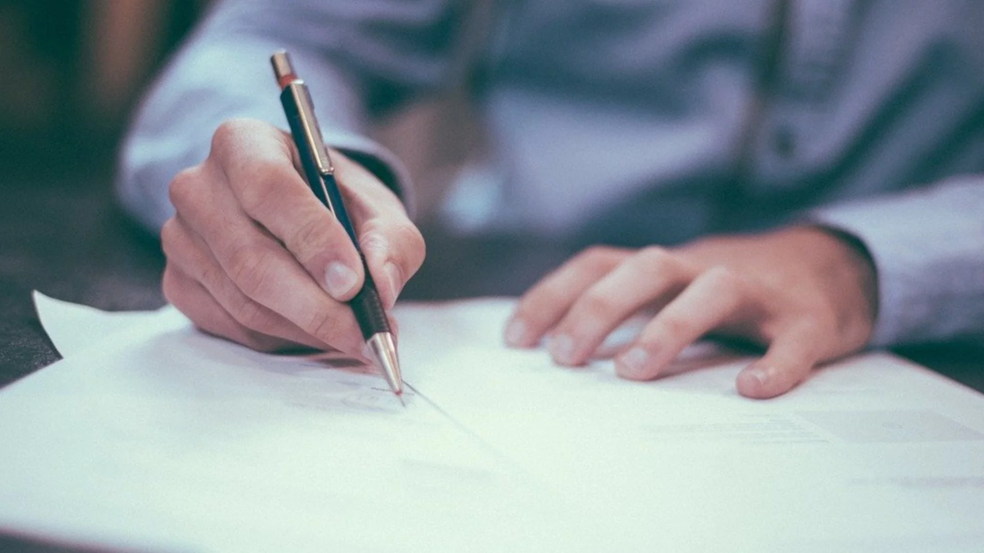 4 зодии, които ще получат топ оферта преди февруари