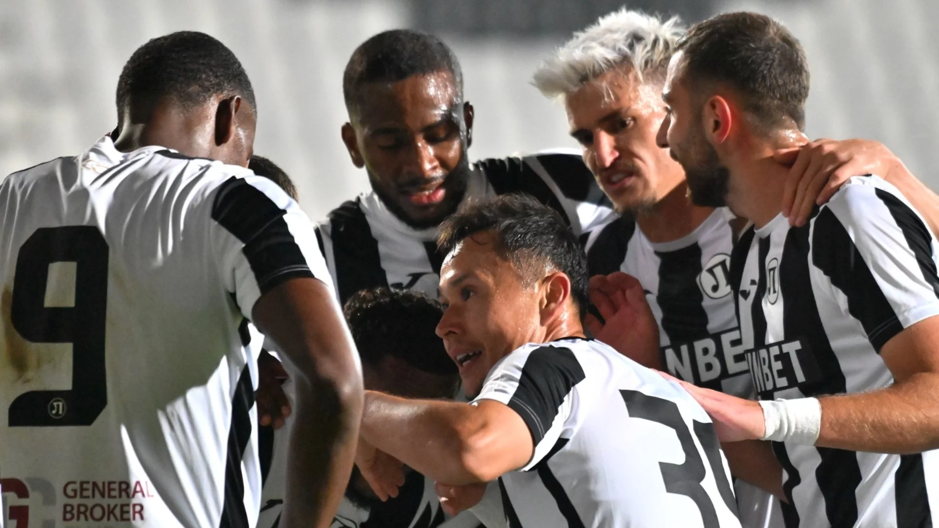 Руснаци изпреварват Левски за звезда на Локомотив Пловдив?