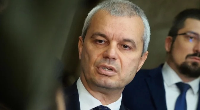 "Да поиска излизане от НАТО": Костадинов с призив към Радев