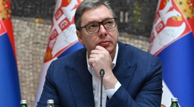 Евродепутат: Вучич гледа на ЕС като "шведска маса"