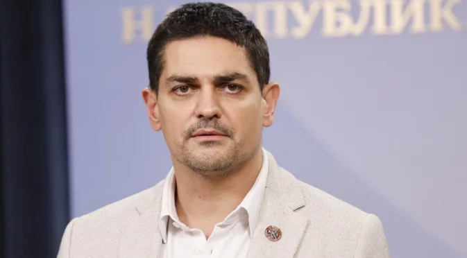 МЕЧ приема Радев като възможен съюзник