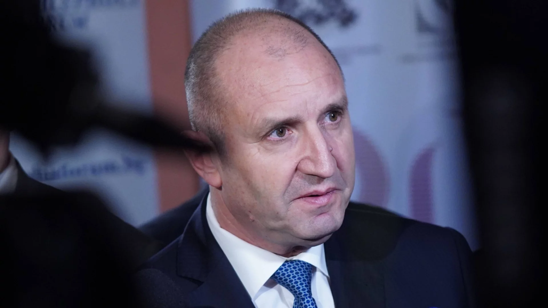 Как реагираха политиците след оставката на президента (ОБЗОР)