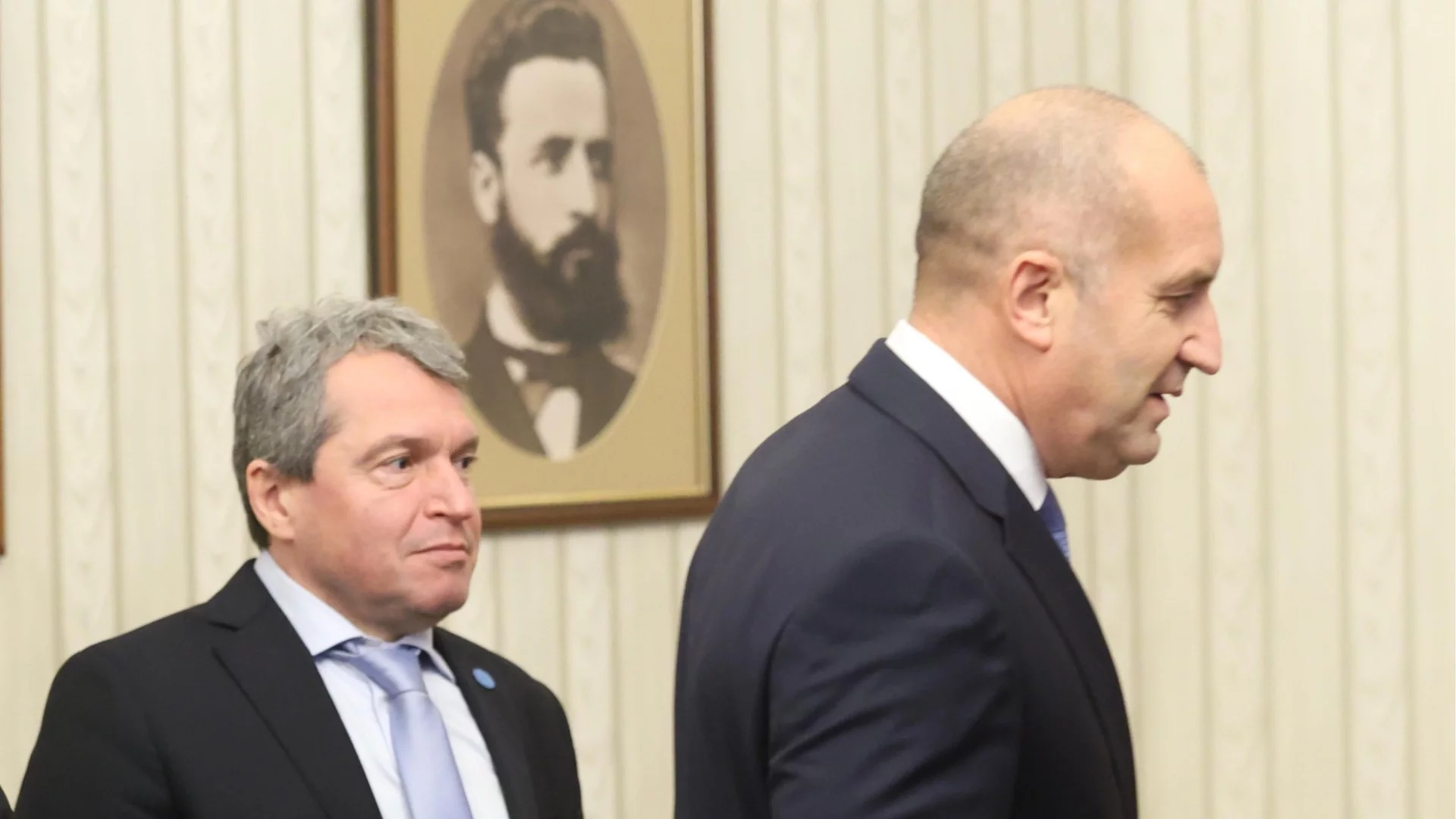 Тошко Йорданов скочи на президента след оставката