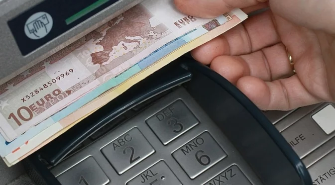 Кога ще бъдат повишени заплатите в бюджетната сфера: Властта отговори