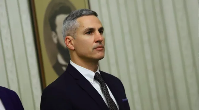 Конституционалист обясни може ли Андрей Гюров да бъде служебен премиер