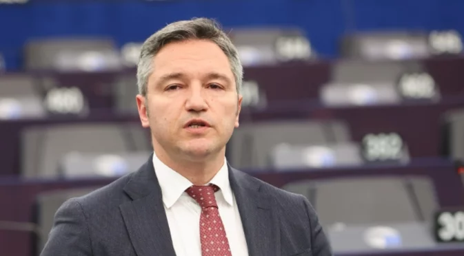 Индустриалната политика не трябва да бъде за сметка на националните бюджети за здравеопазване