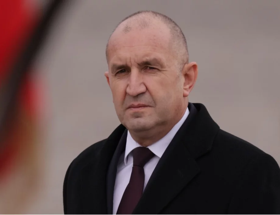 Появи се първо име в ефир за партия на Румен Радев