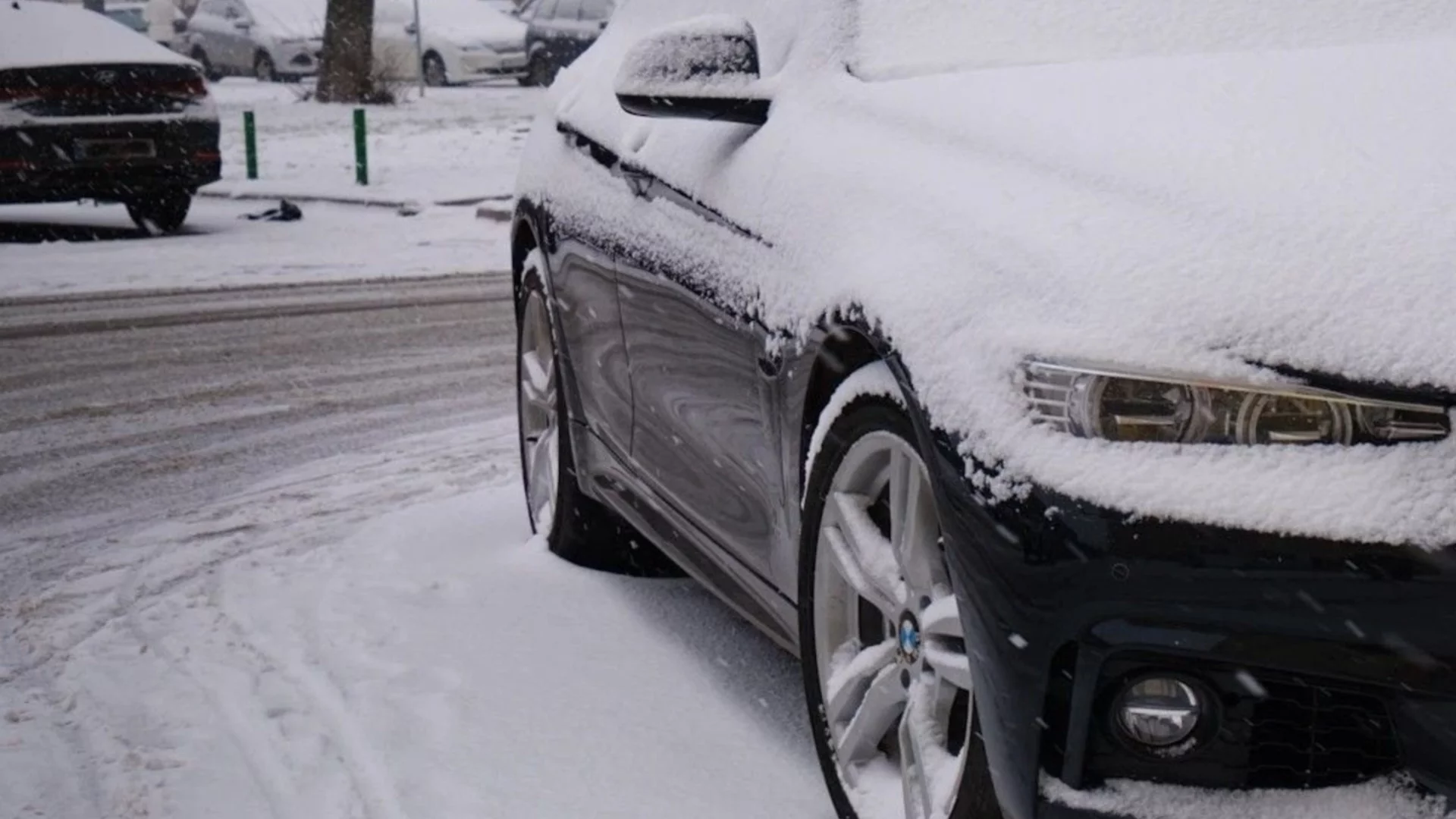 Как е правилно да се стартира двигателят на колата през зимата?