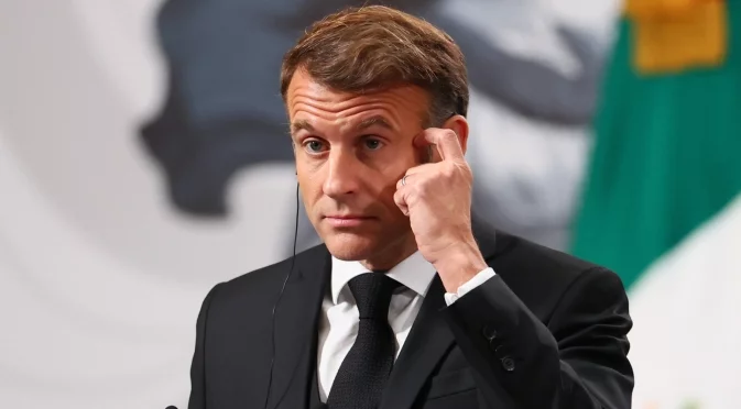 След "майната ти" от залата на ЕП: И Макрон втвърди тона към Тръмп (ВИДЕО)