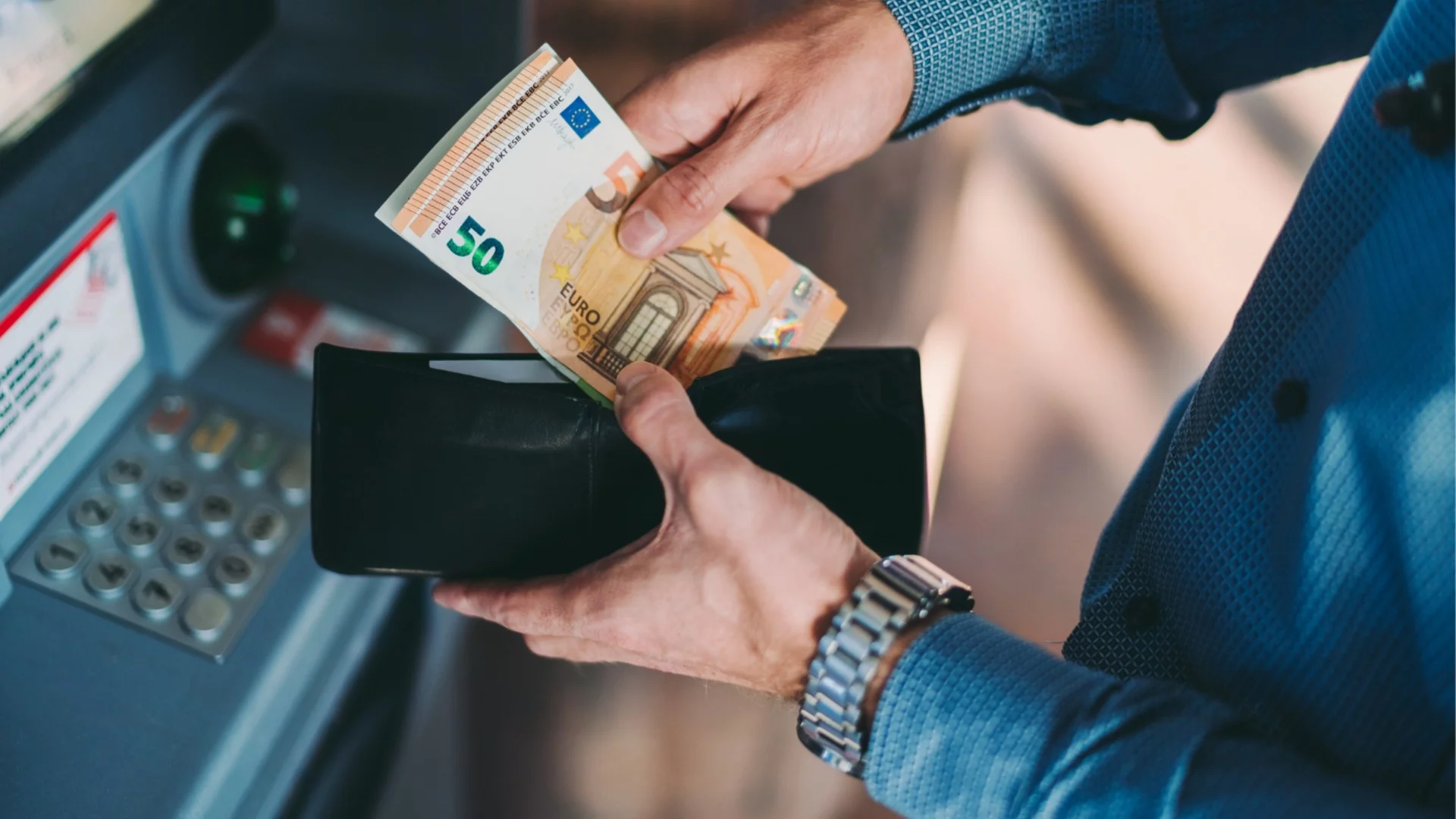 Фалшиво евро от банкомат: Ето каква е истината