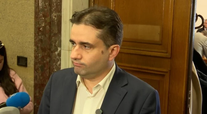 Божанов: Радев слиза от комфорта на президентството