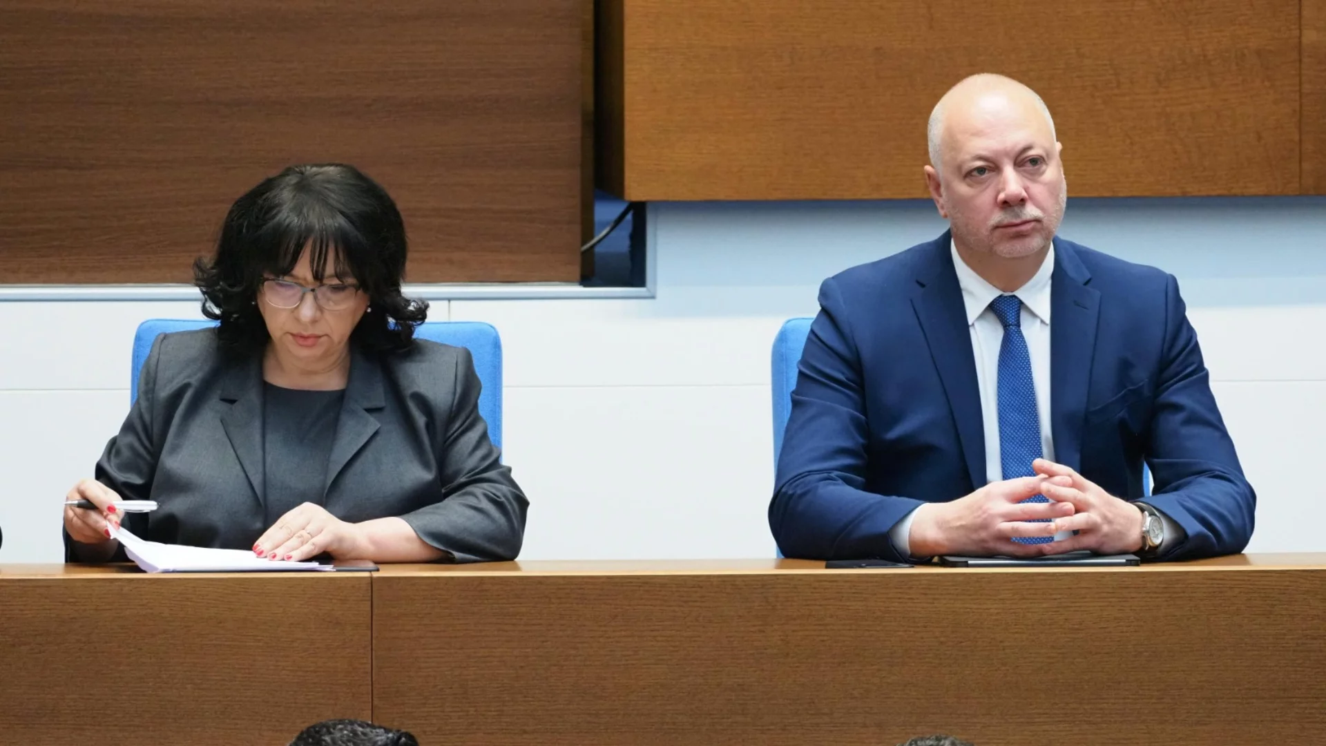 Кабинетът в оставка предизборно се готви да увеличава пенсии