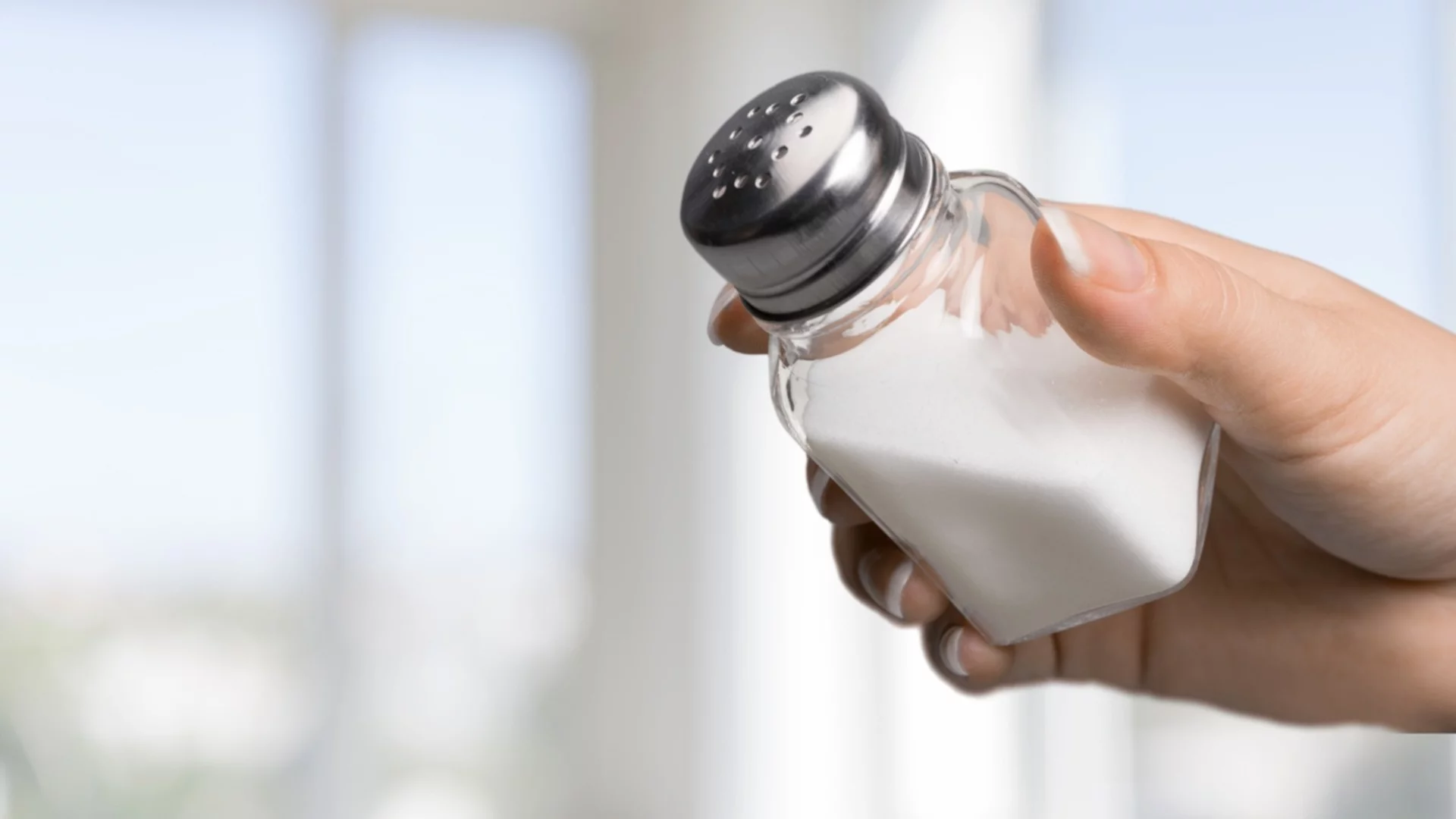 Кога се слага сол - в началото или в края на готвенето