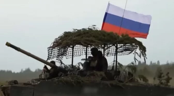 Крият се от украинските дронове: Руснаците се маскират като боклук. Без ток и вода в руския град Орел (ВИДЕО)