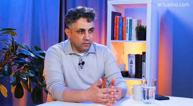 Асен Генов: Ако политиката на Тръмп стане неудобна на определени кръгове, ще го „дисциплинират“