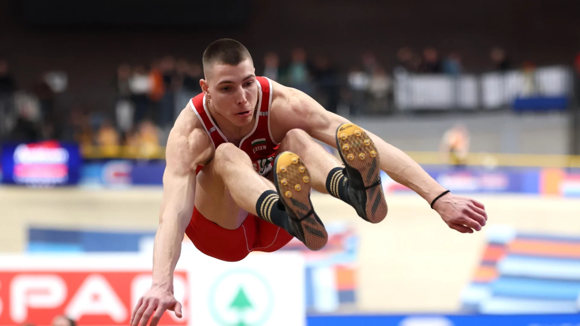 Саръбоюков с много силно начало на годината: Подобри личния си рекорд и покри норматив за Световно