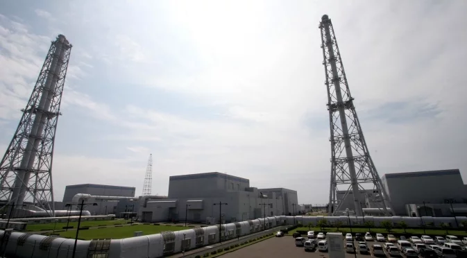 Въпреки страха за безопасността: Пускат в експлоатация най-голямата АЕЦ в света