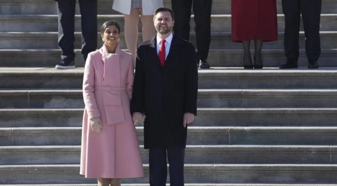 Семейството на Джей Ди Ванс се увеличава