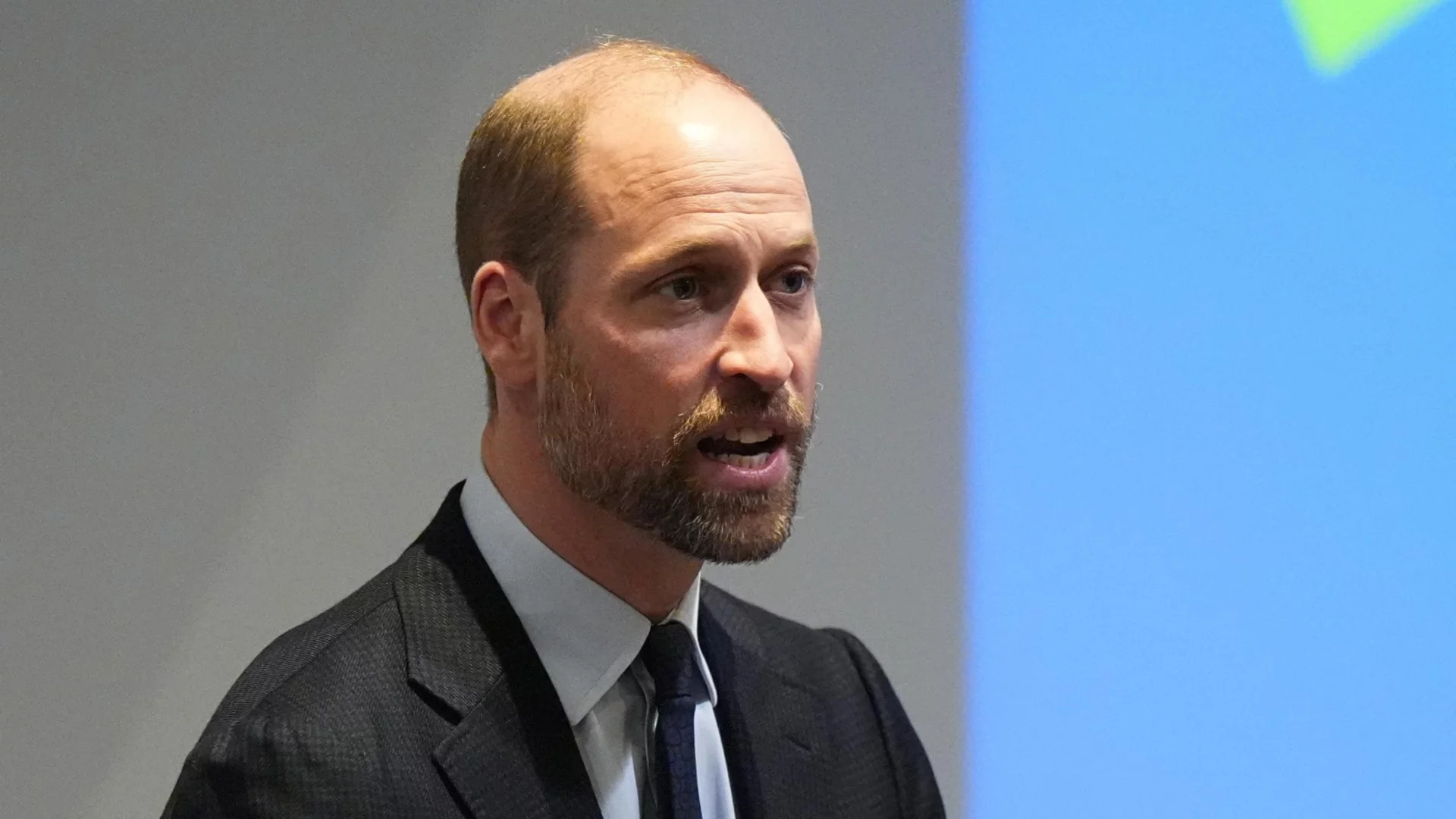 Принц Уилям с първа официална визита в Саудитска Арабия