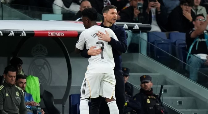 Легенда на Реал Мадрид посочи основен проблем на "Бернабеу", струвал скъпо на Шаби Алонсо