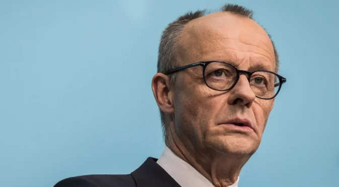 Мерц: Въпреки разочарованието да не бързаме да отписваме НАТО