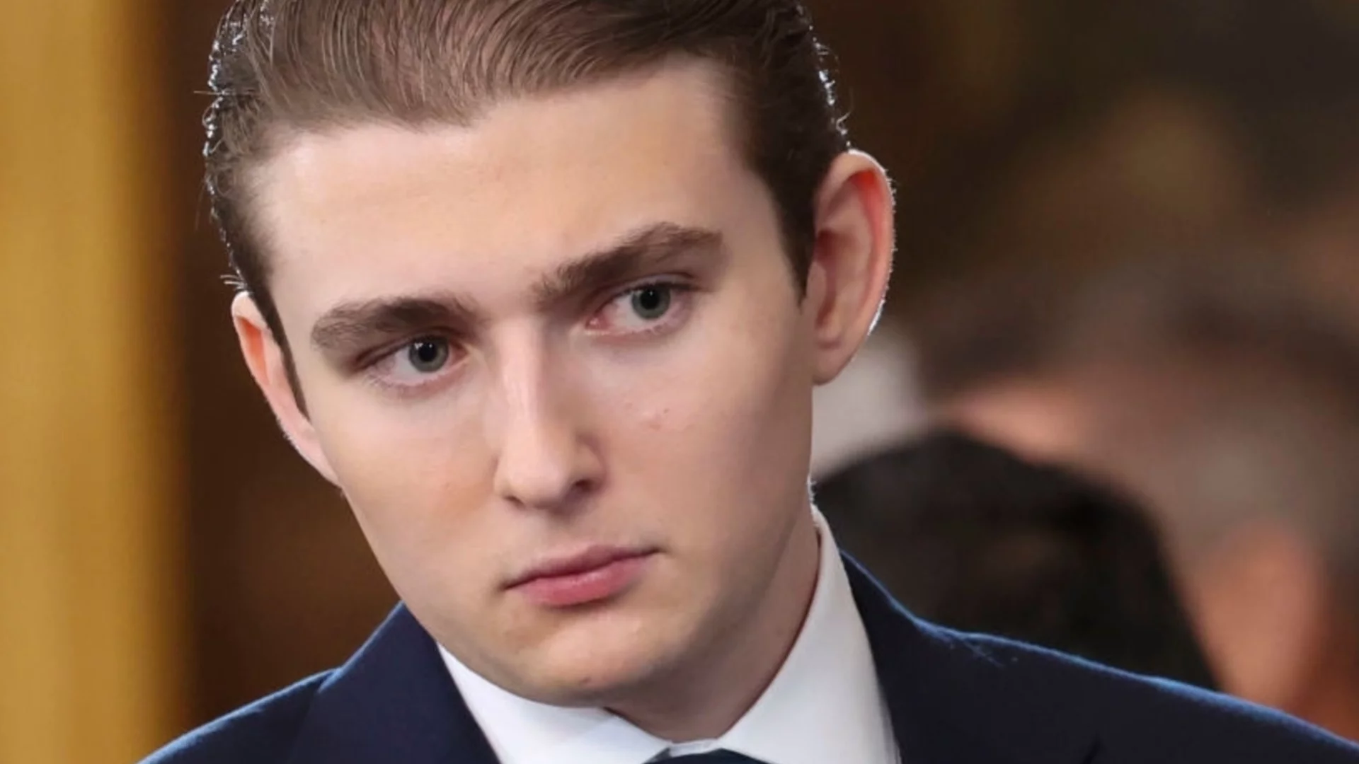 Синът на Тръм заяви пред британската полиция, че "е много близък" с предполагаема жертва на изнасилване