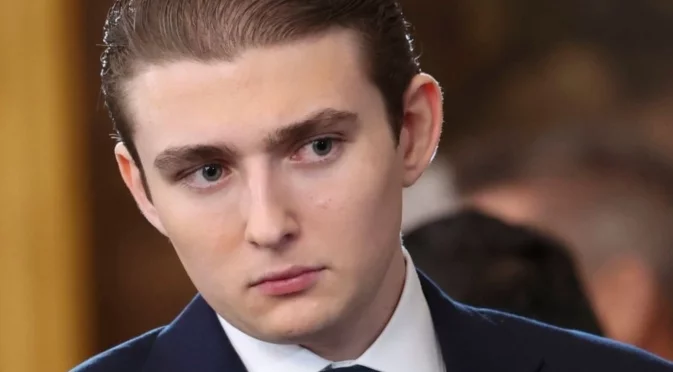 Синът на Тръм заяви пред британската полиция, че "е много близък" с предполагаема жертва на изнасилване