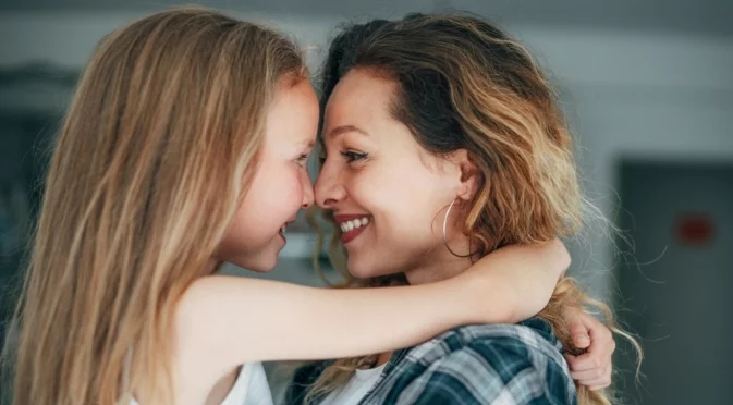 Хороскоп за днес, 24 януари: Събота ще се погрижи за Раците като майка, но ще тормози Рибите като мащеха