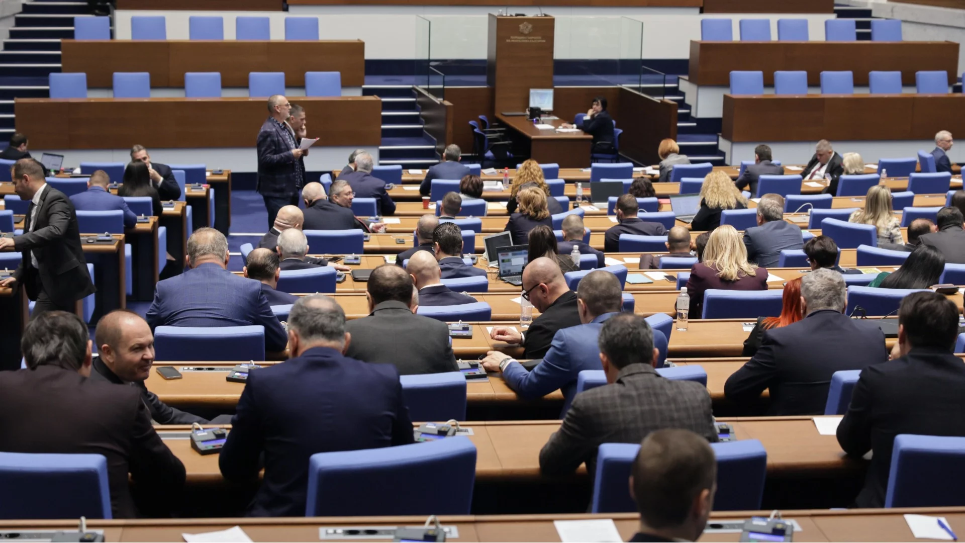 Управляващите засега удариха на камък с промените в Изборния кодекс